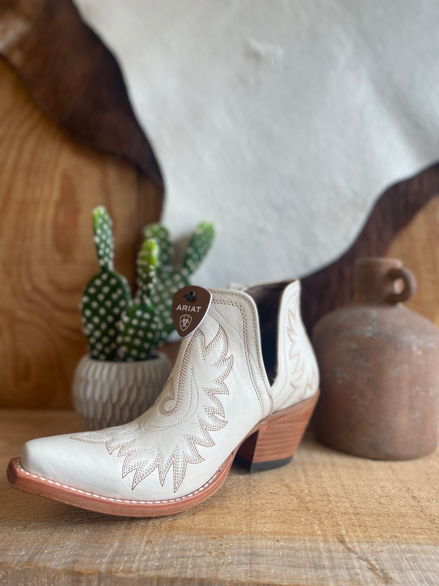 Ariat Womens Dixon Western Boot Womens boots ariatfootwear ariatwomens Ariat