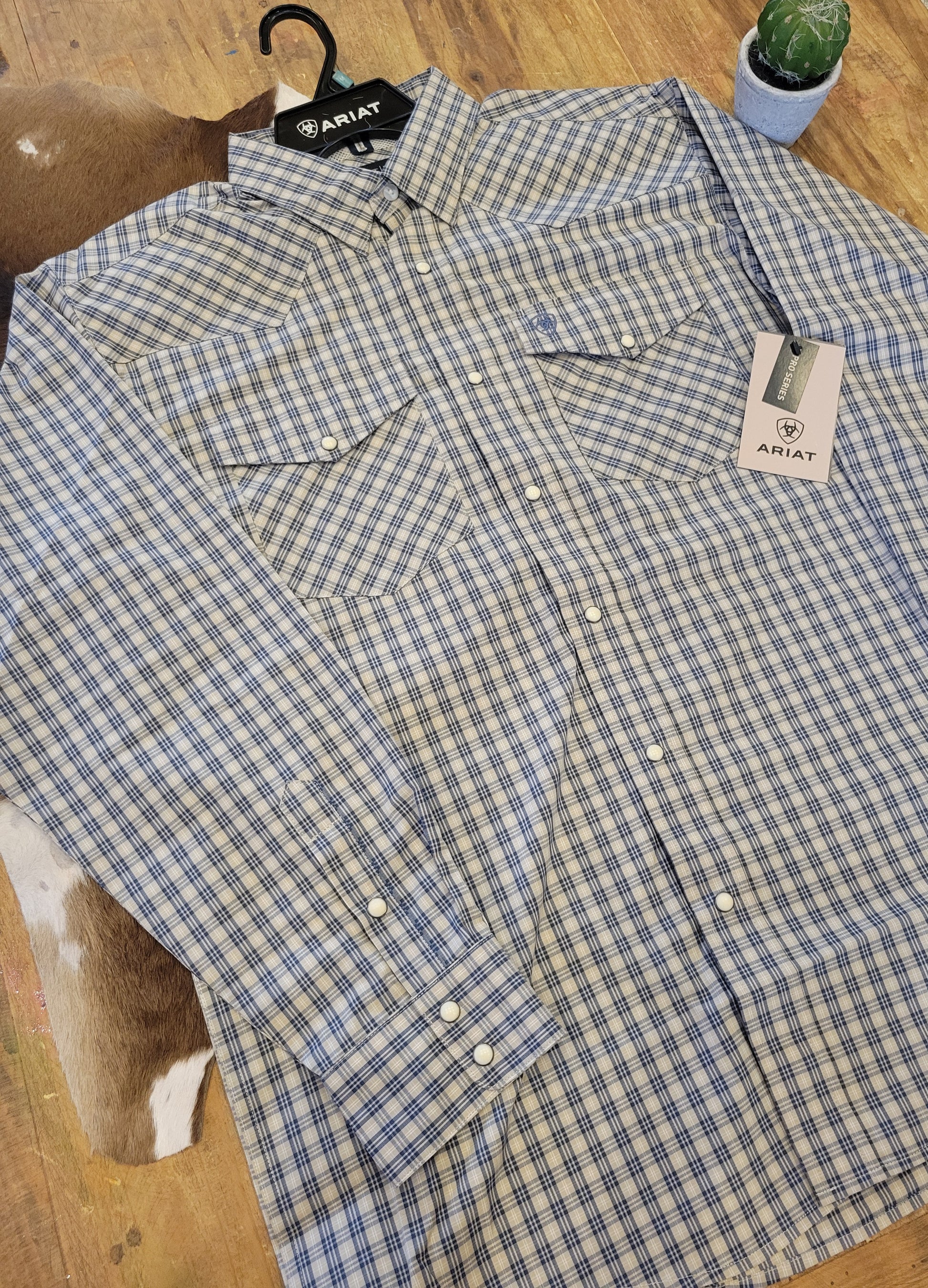 Ariat Men's Pro Series Snap Long Sleeve Shirt Shirt ariatmens Ariat