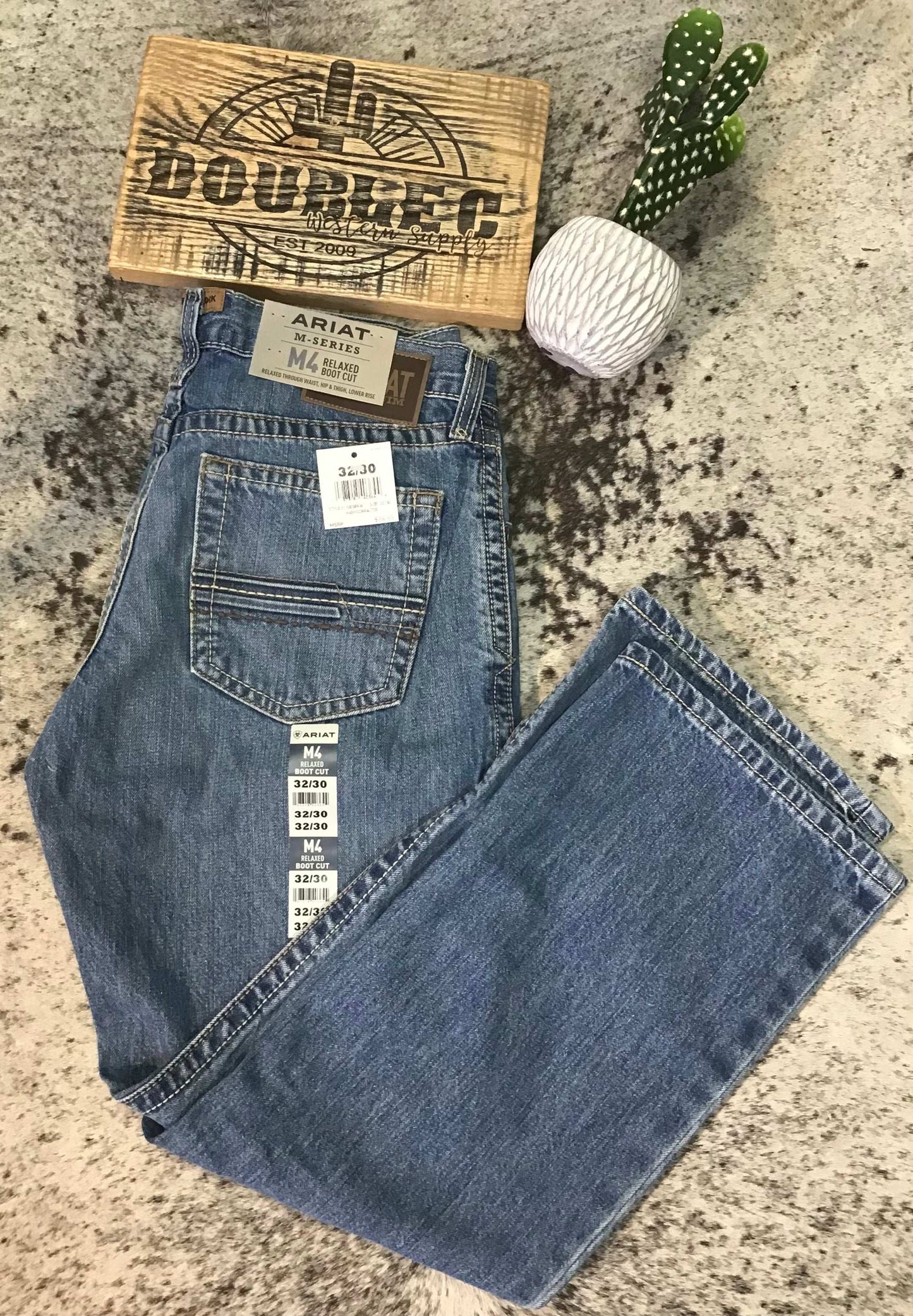 Ariat MNS M4 Relaxed Louis Boot Cut Jeans 10058936 Jeans ariatmens Ariat