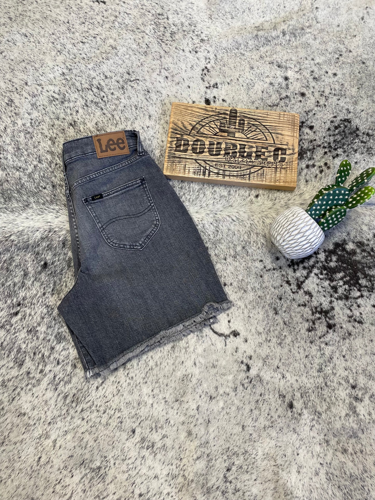 Lee Legendary Cut-off Short - Blurred Darks Lee