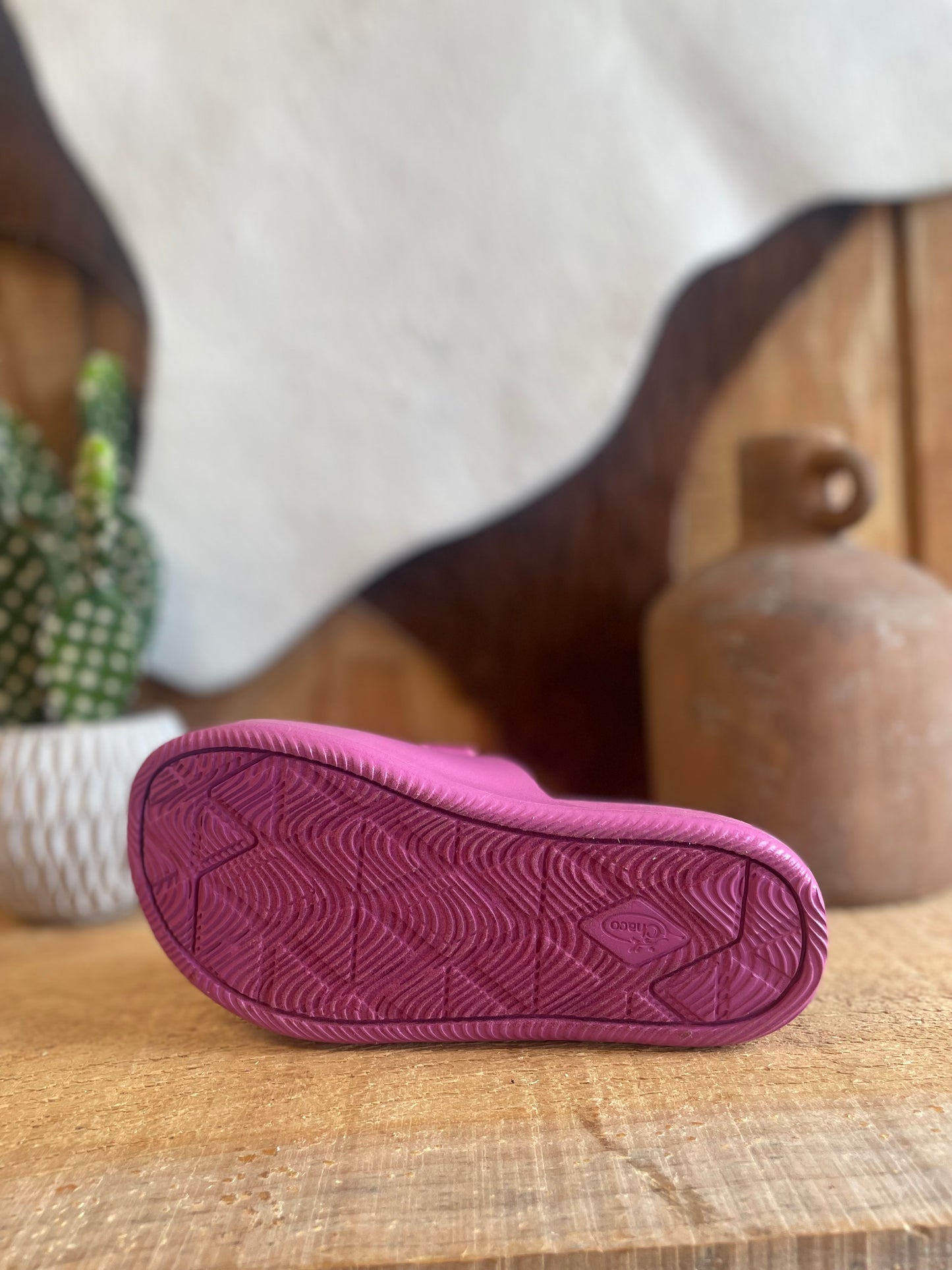 Chillos Kids Slide - Fuchia Kids Shoes Chaco