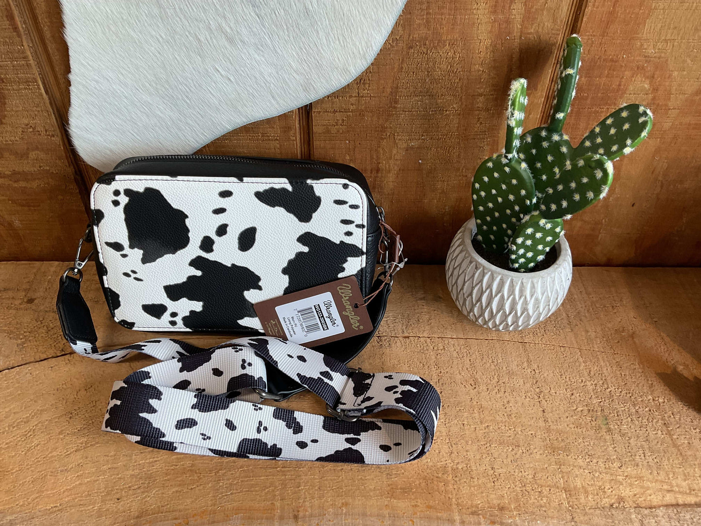 Wrangler Cow Print Crossbody Bag with Wallet Compartment WG133-3003 Purse Montana West