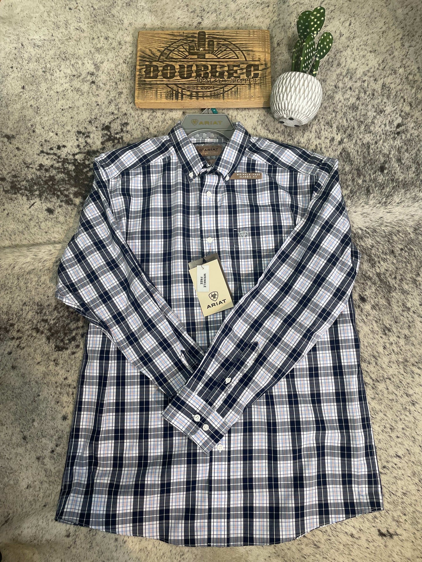 MNS Wrinkle Free Ocean Classic Fit Shirt Shirt ariatmens Ariat