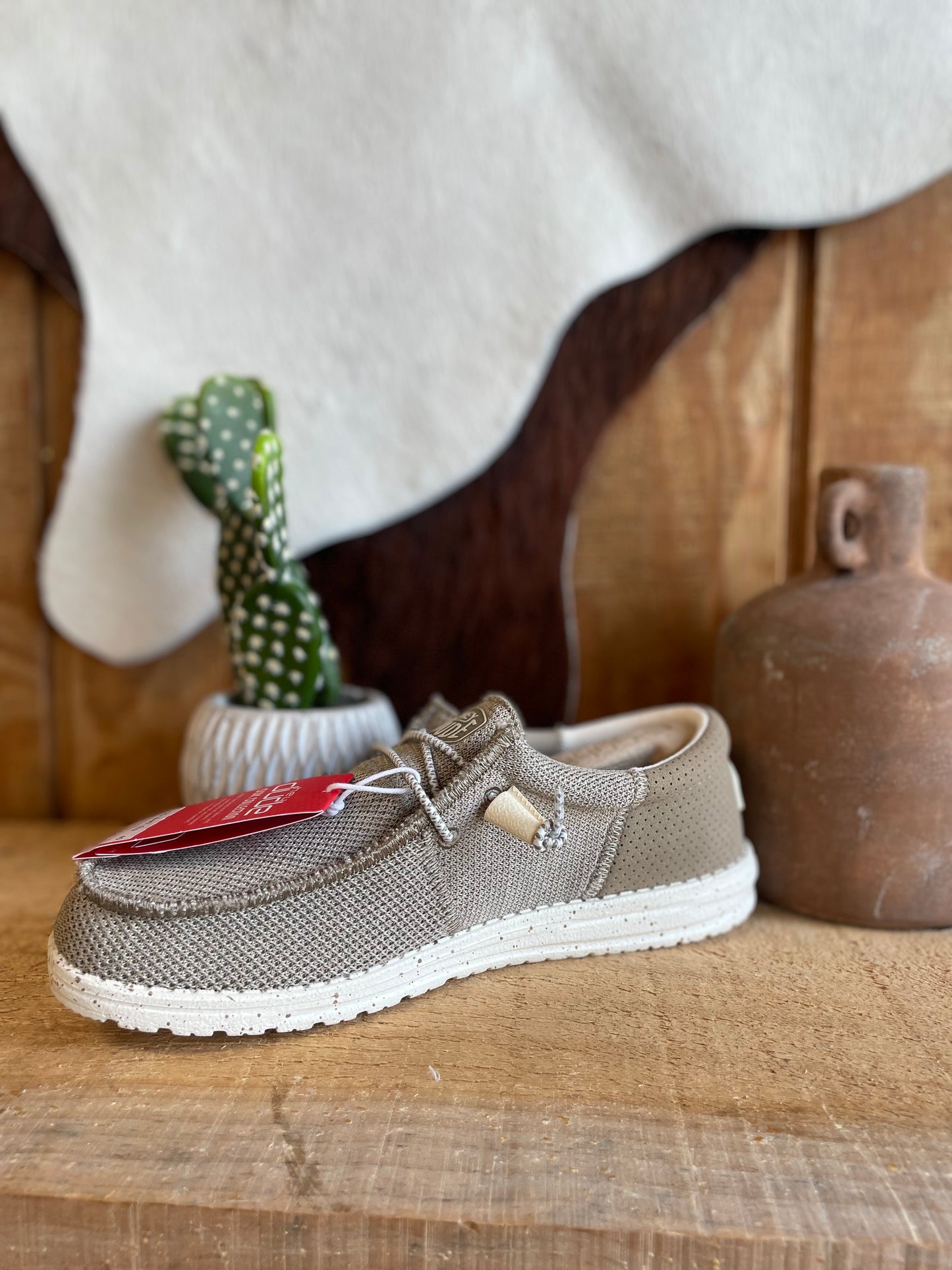Wally Tri Beige Hey Dude