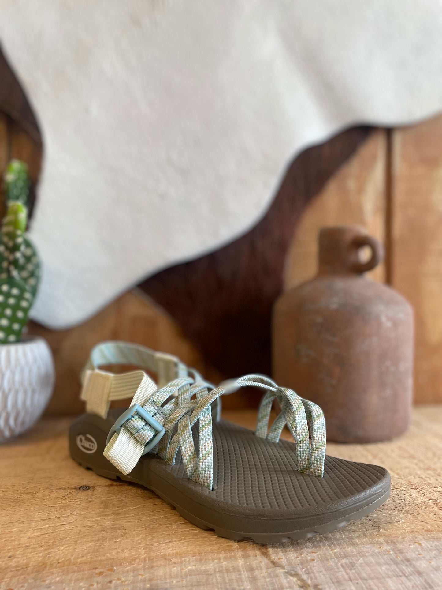 WOMEN'S ZX/2 CLOUD SANDAL/TRIM PAPYRUS Sandals Women's Chaco