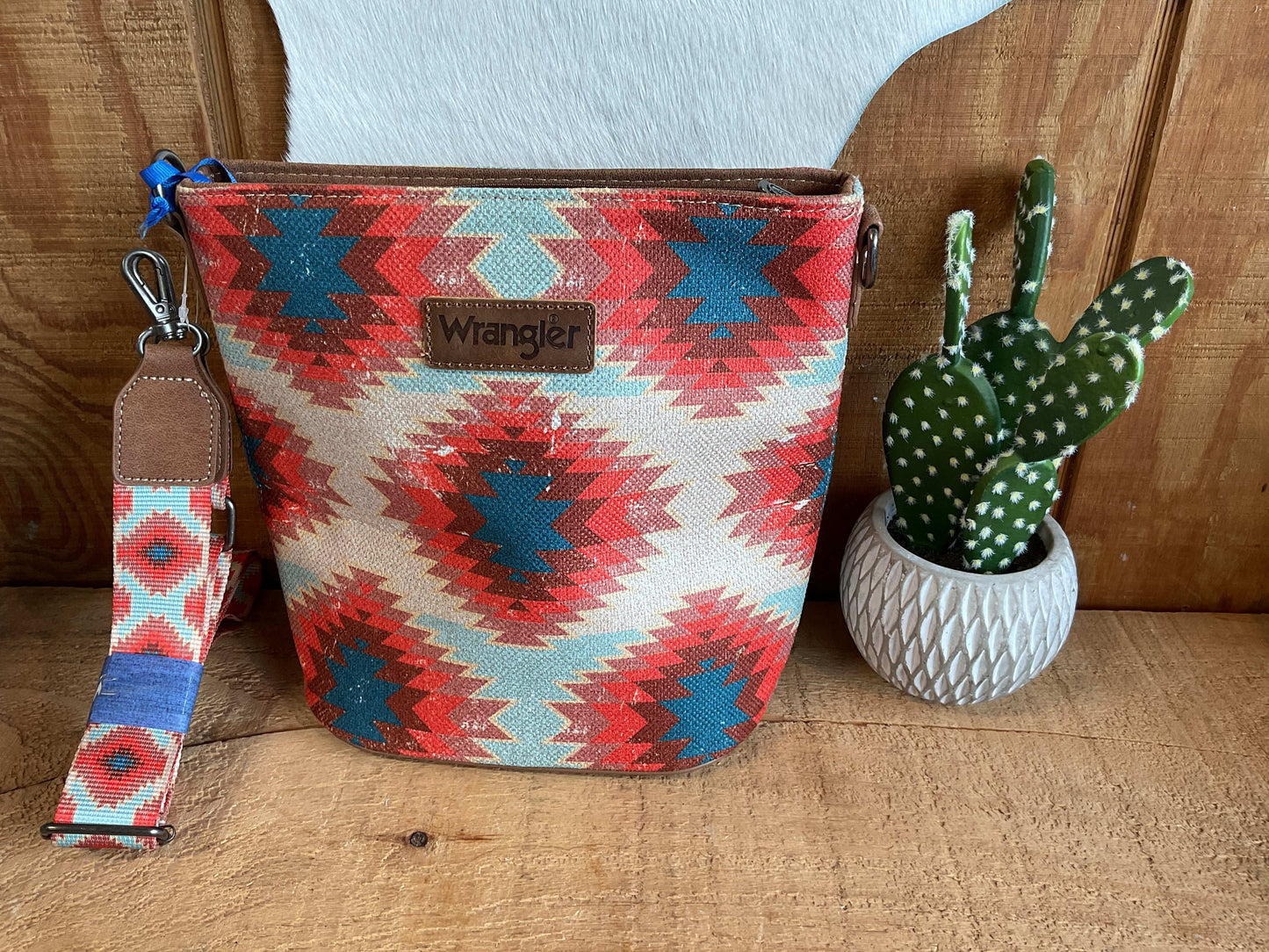 Wrangler Aztec Distressed Print Dual Sided Print Crossbody WG221-8360 Purse Red Montana West