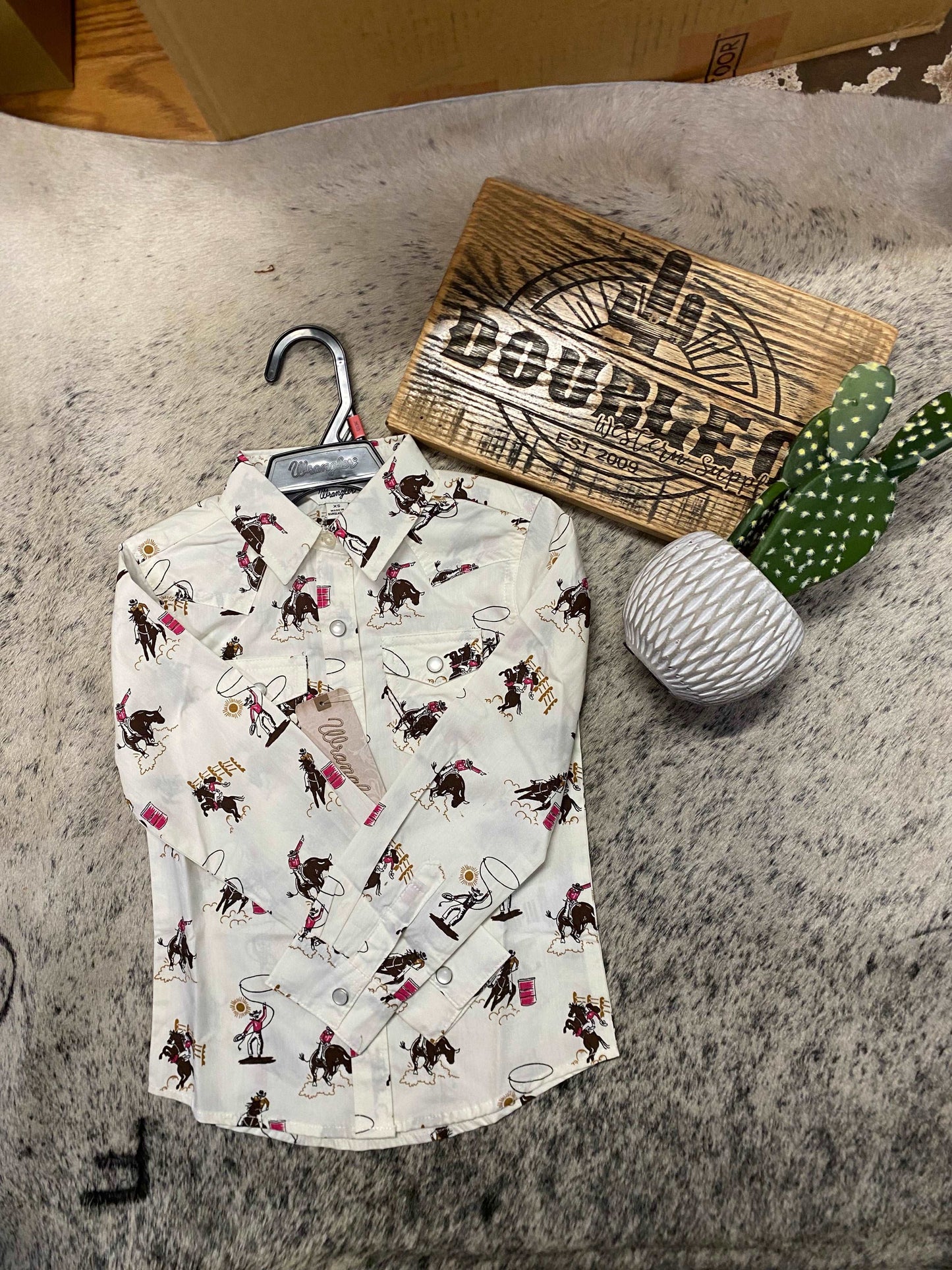 Wrangler Girl's Bold Print Western Snap Shirt in White Children’s Clothing Wrangler wrangler