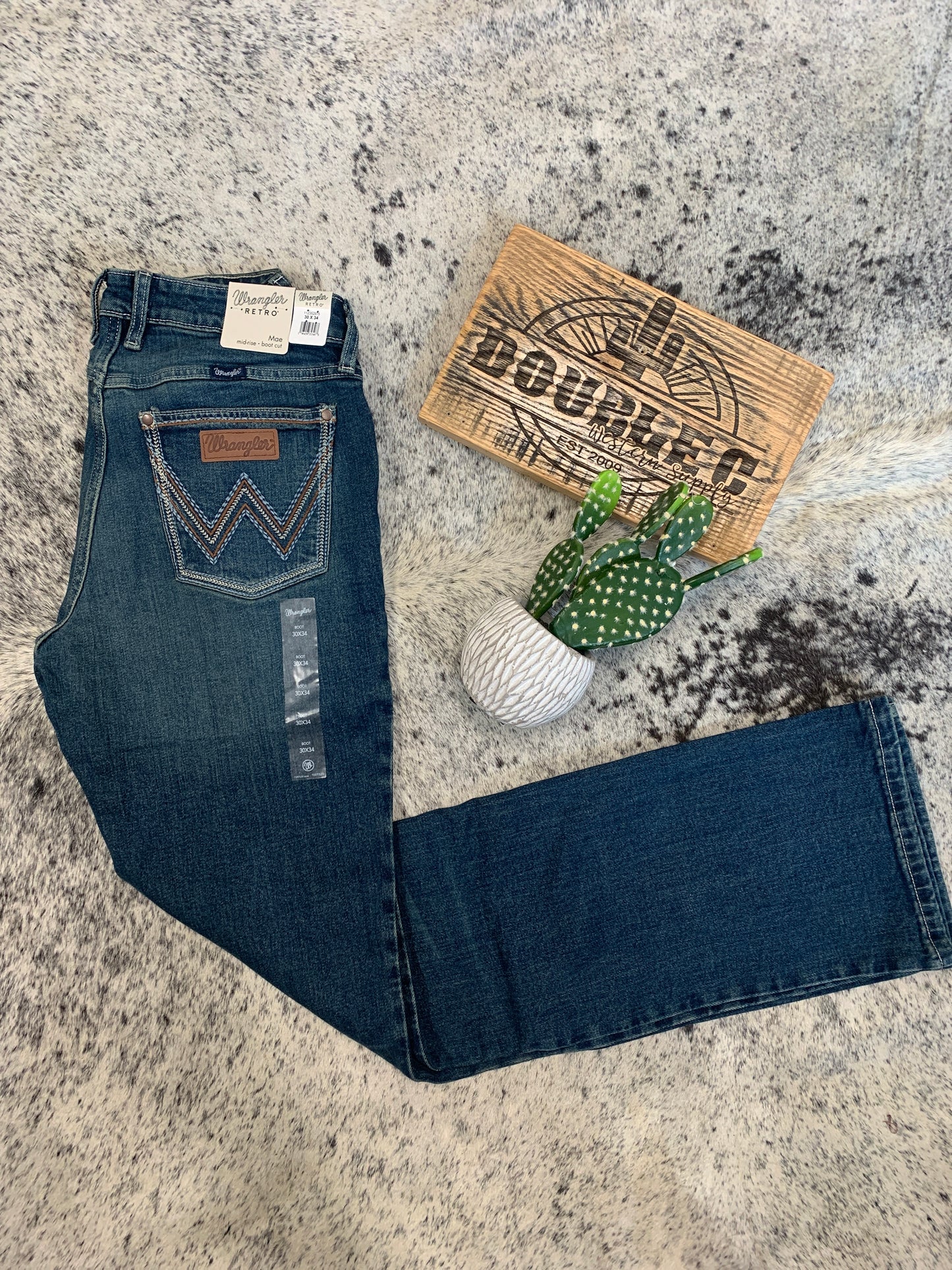 WOMEN'S WRANGLER RETRO® MAE MID RISE BOOTCUT JEAN IN KAYLA Jeans Women's Wrangler