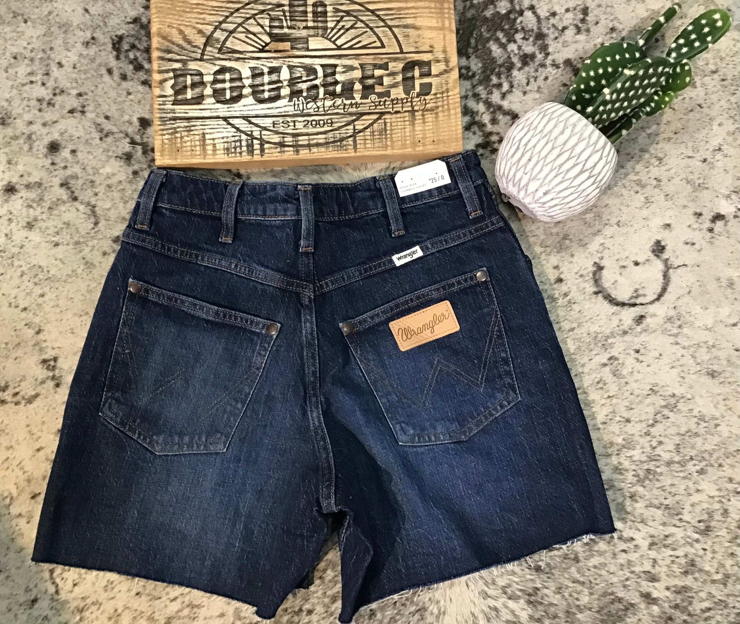 Wrangler Retro® Bailey Short - High Rise - Samantha Shorts Women's Wrangler