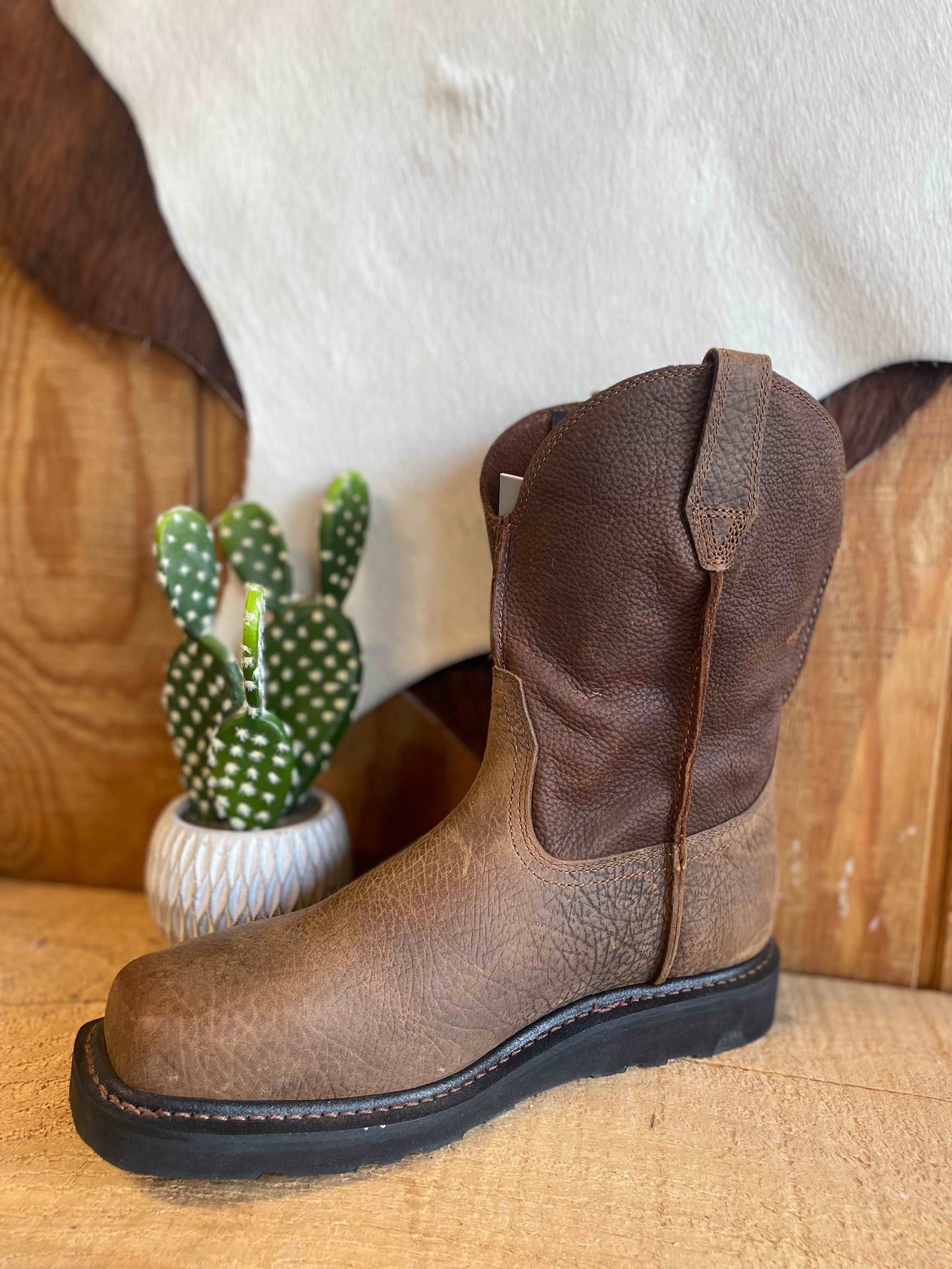 Ariat Mens Square Toe Rambler/Earth-Brown Men’s Boots ariatfootwear ariatmens Ariat