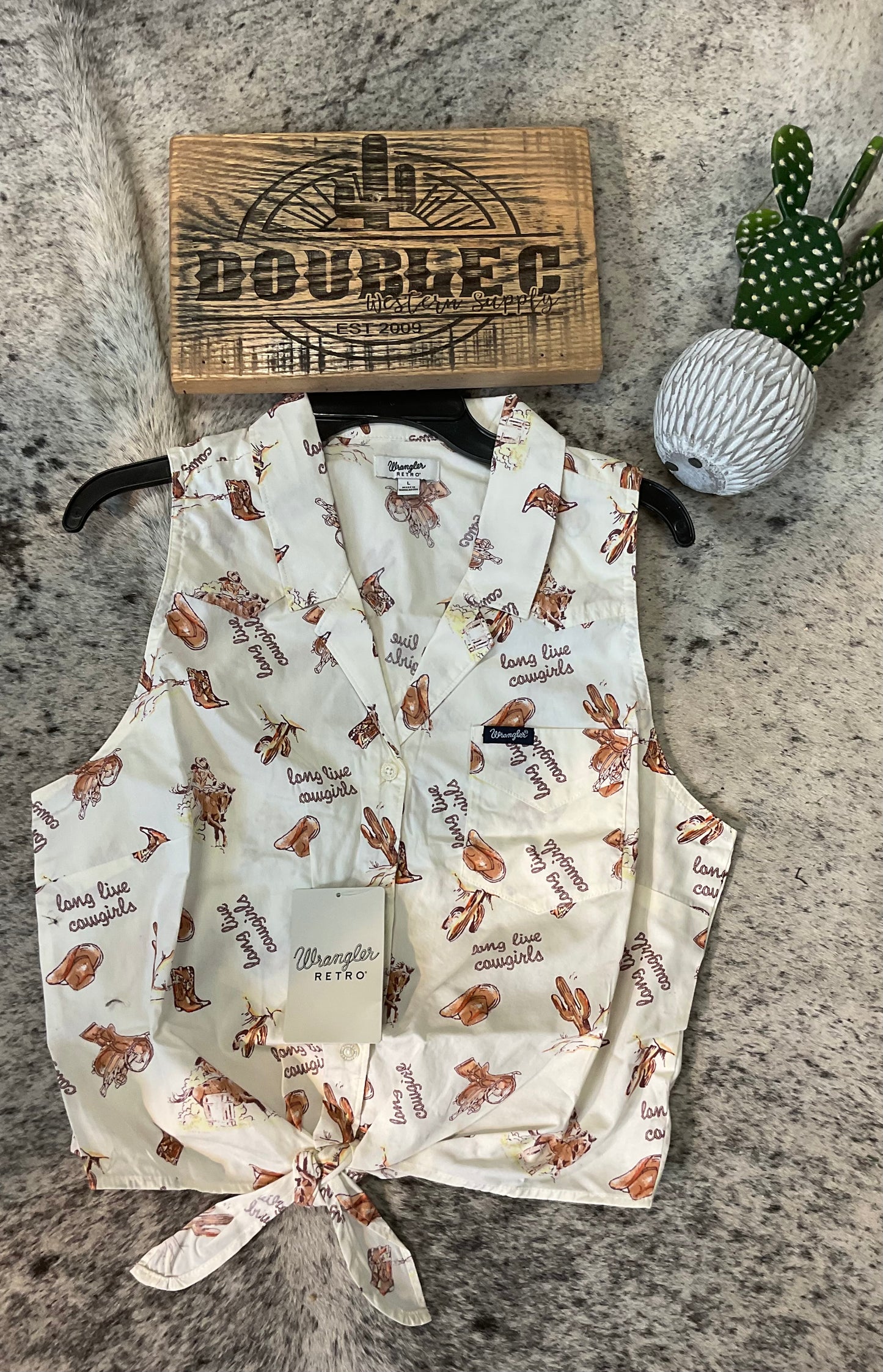 Wrangler Retro® Punchy Top - White Shirt Women's Wrangler