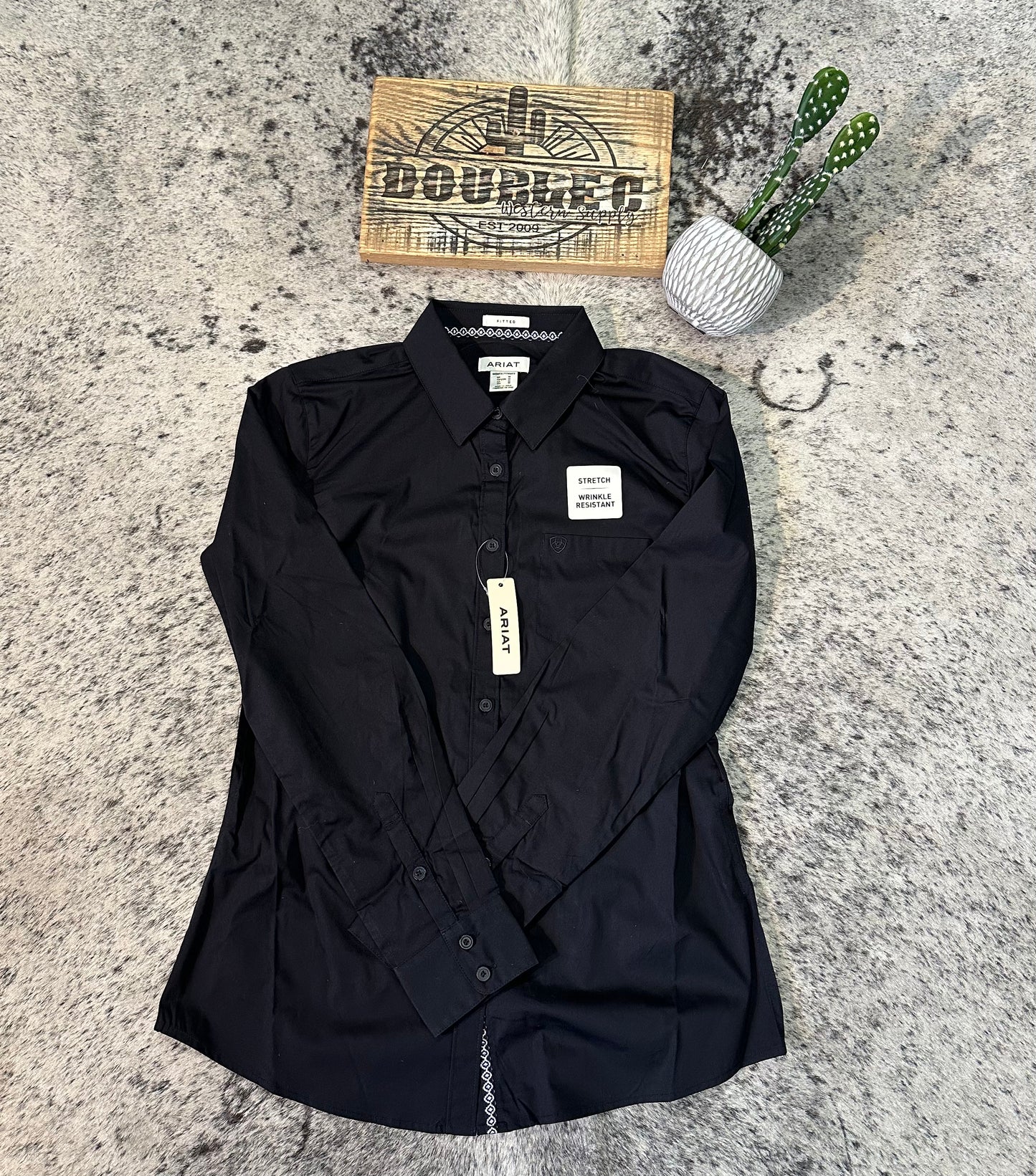 Ariat Kirby Stretch Shirt - Black Shirt Women's Ariat