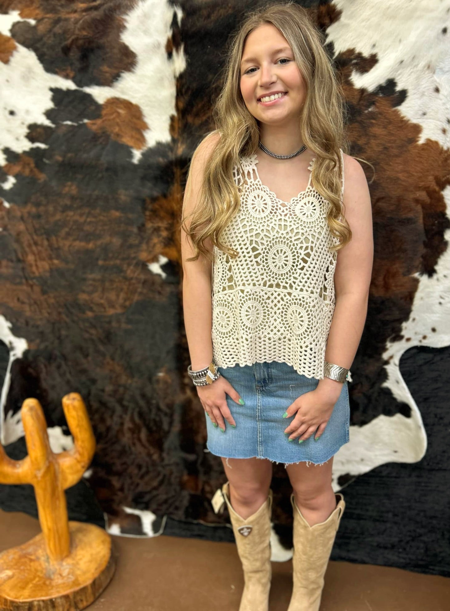 OPEN-KNIT CROCHET SLEEVELESS TOP Shirt Women's Bluivy