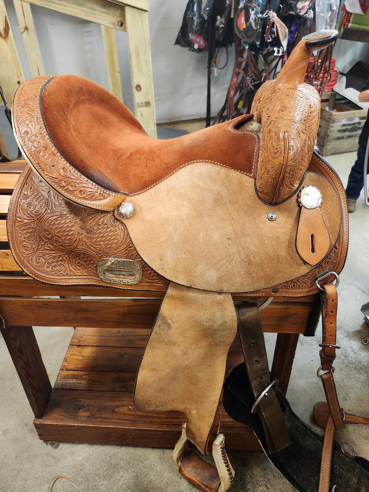 15"Circle Y NBHA Barrel Saddle (like new) Double C Western Supply