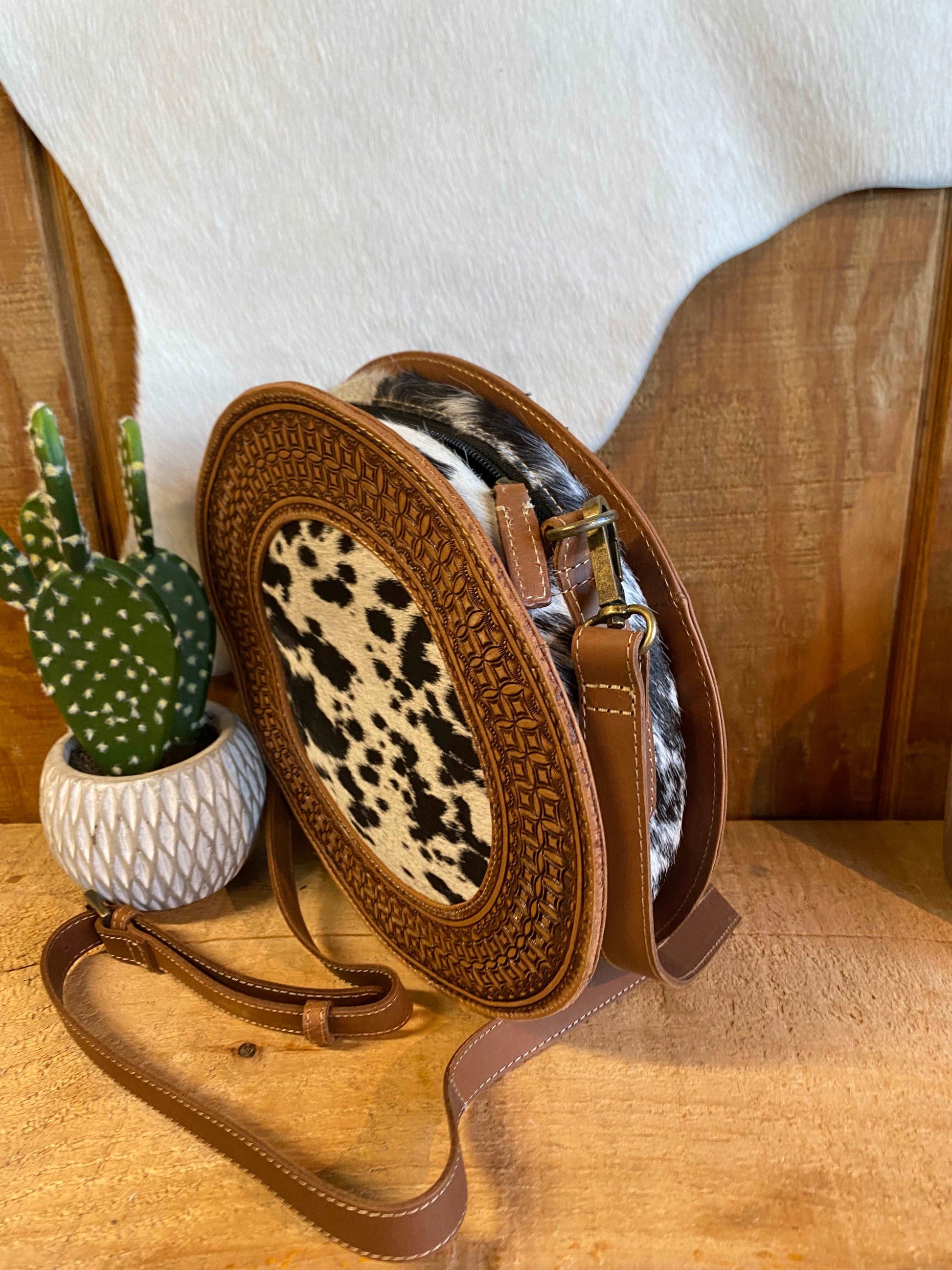 Myra Mojave Round Bag Purses Myra