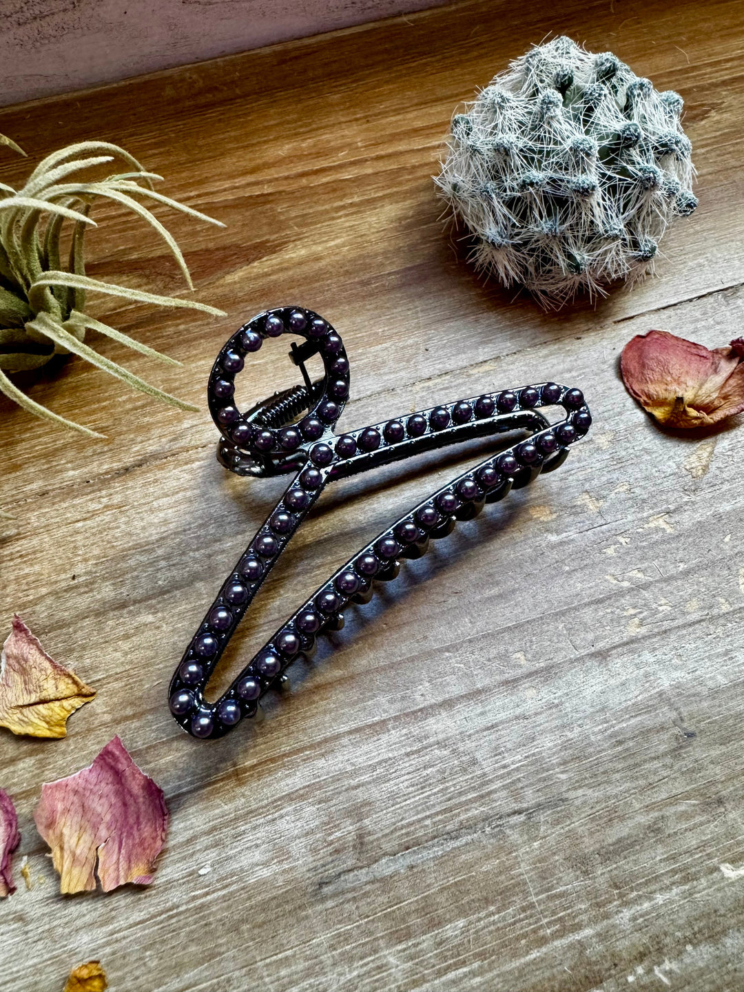 New Style - Faux pearls Hair Clips hair clip Shopify Collective The Bijoux FAB Jewelry The Bijoux FAB Jewelry