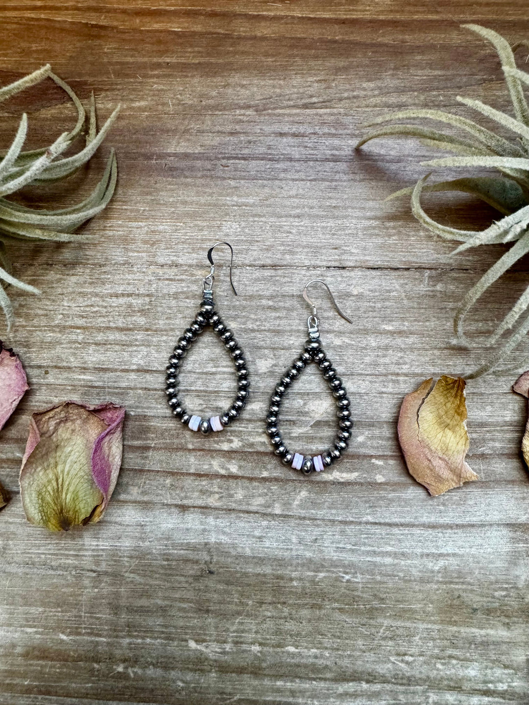 Smaller Sterling saucer Silver Pearls earrings teardrop - With Pink Conch Earrings Shopify Collective The Bijoux FAB Jewelry The Bijoux FAB Jewelry