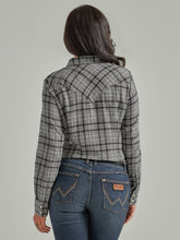 Load image into Gallery viewer, WRANGLER WOMAN&#39;S LONG SLEEVE PLAID FLANNEL GRAY 112339574
