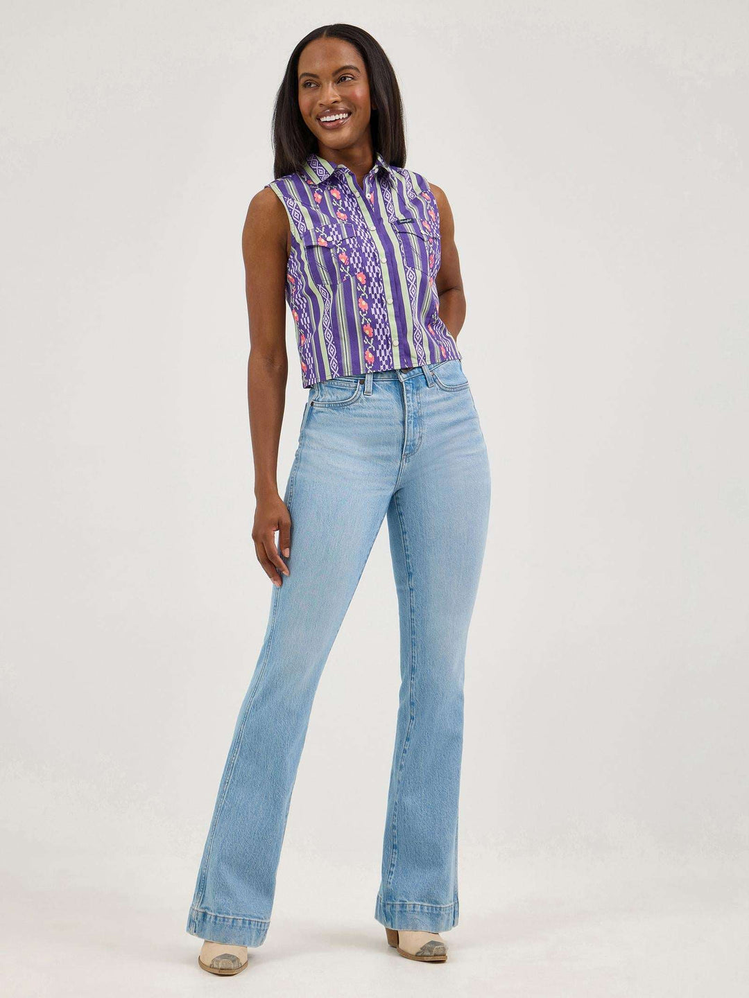 Wrangler Retro® Punchy Sleeveless Snap Shirt - Purple 112375054 Shirt Women's Wrangler Wrangler
