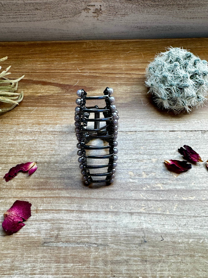 Smaller Pearls hair clips hair clip Shopify Collective The Bijoux FAB Jewelry The Bijoux FAB Jewelry