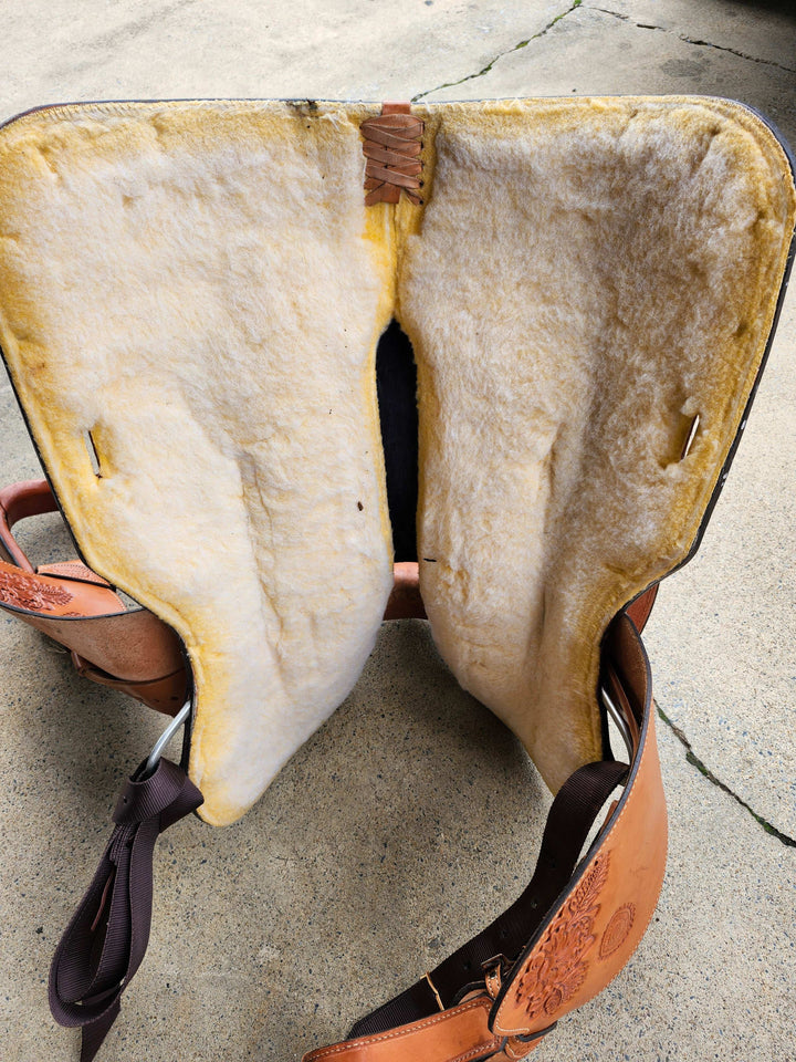 17" Hereford Tex Tan Show Saddle - Double C Western SupplyTex Tan