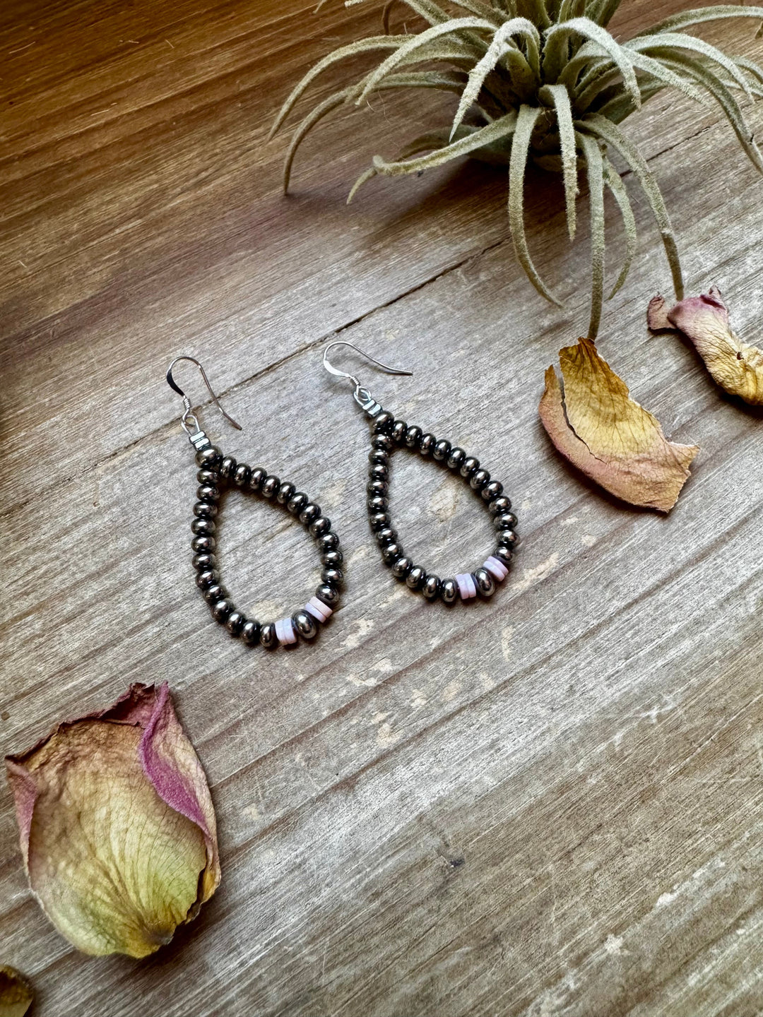Smaller Sterling saucer Silver Pearls earrings teardrop - With Pink Conch Earrings Shopify Collective The Bijoux FAB Jewelry The Bijoux FAB Jewelry