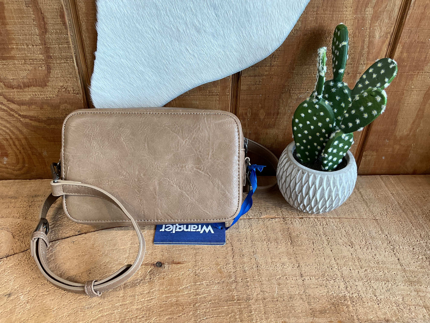Wrangler Crossbody Purse with Wallet Compartment WG2207-30031 Purse Montana West