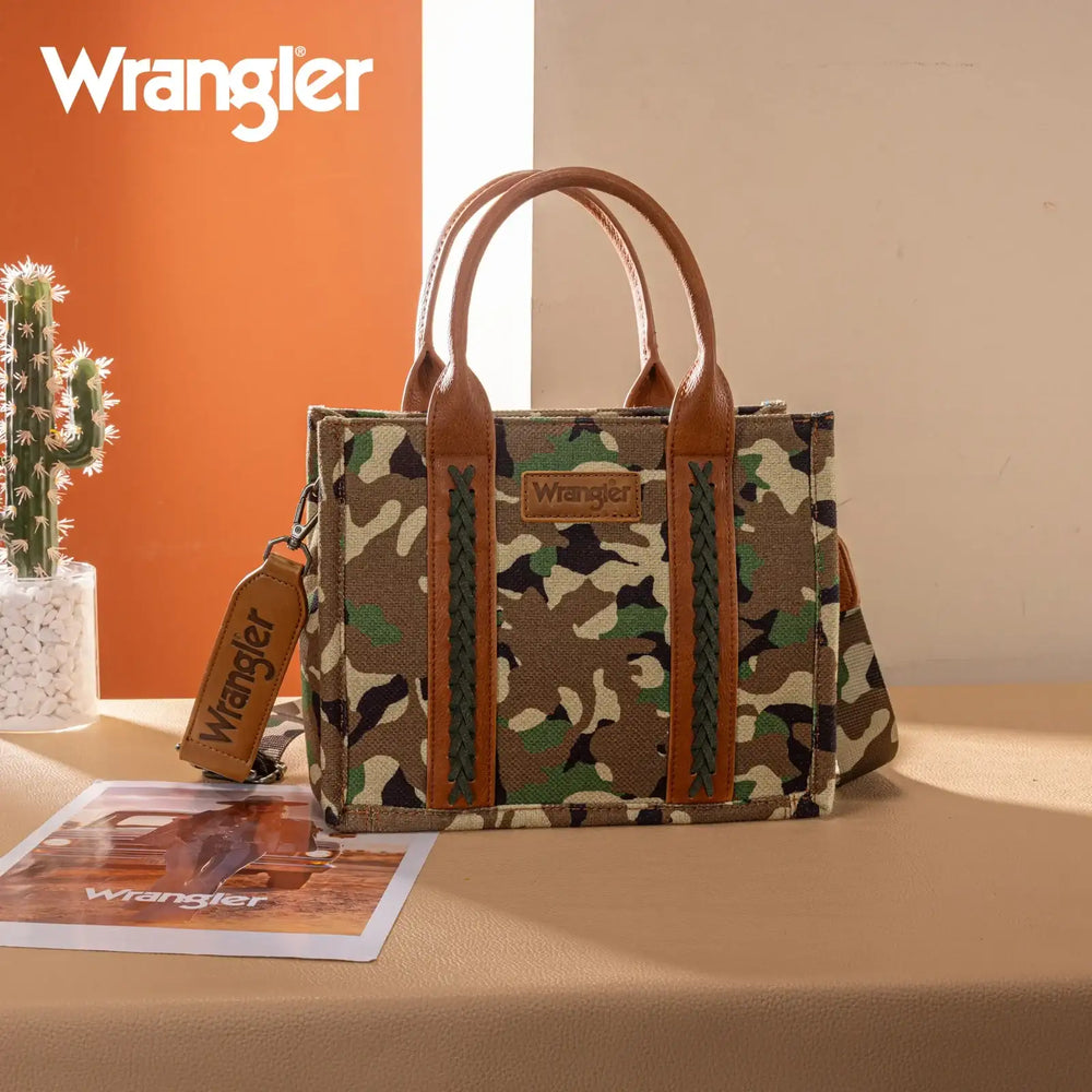Wrangler Camo Print Tote/Crossbody WG286-8120S Purse Camo Green Wrangler Montana West