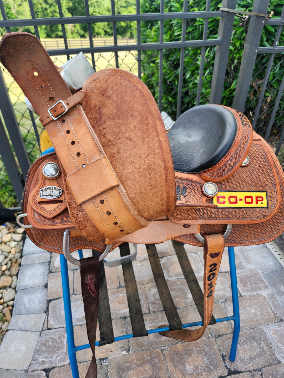 15" 2014 Running P Roping Trophy Saddle – Ostrich Seat Saddle Running P