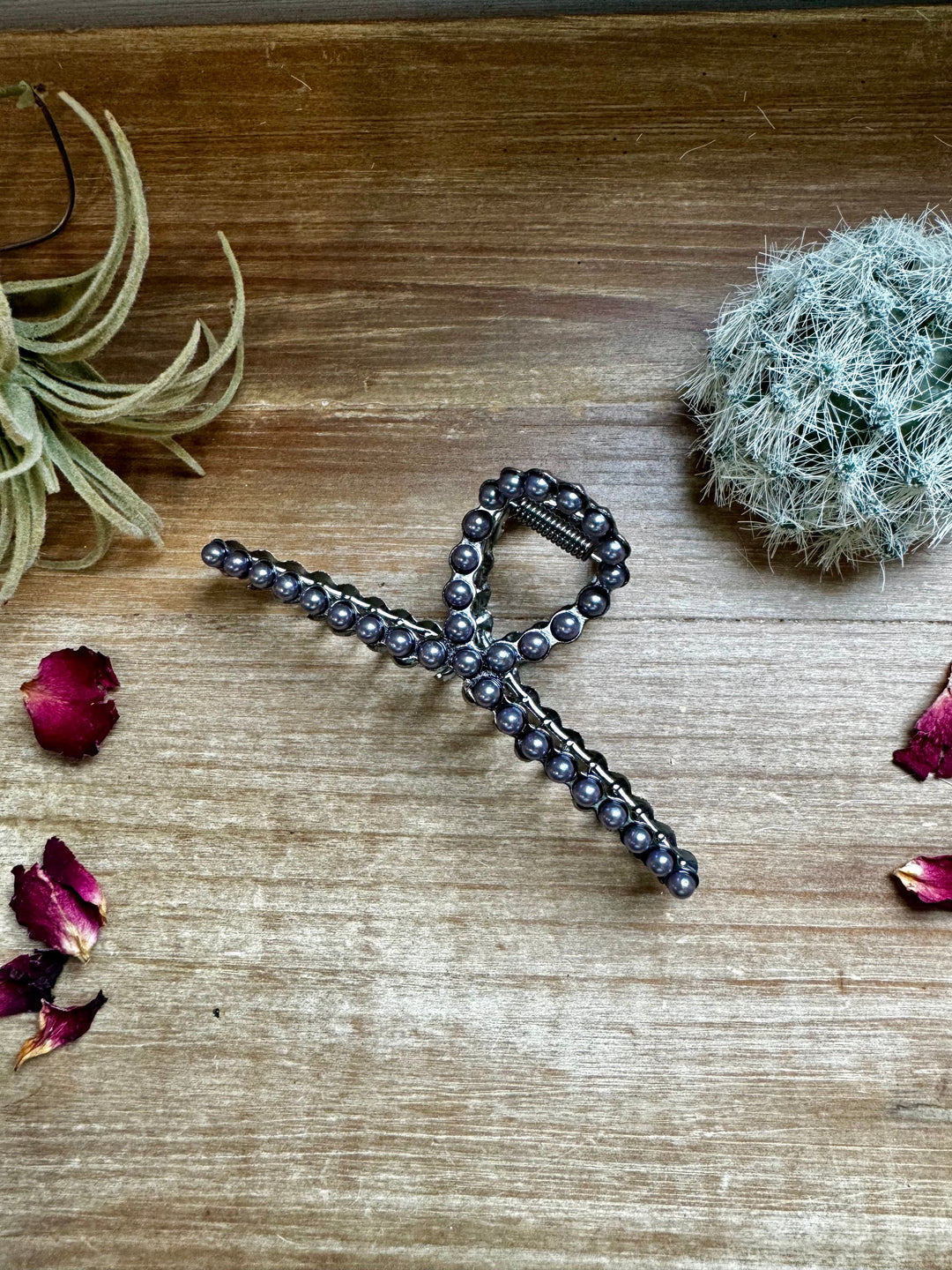 Pearls hair clips hair clip Shopify Collective The Bijoux FAB Jewelry The Bijoux FAB Jewelry