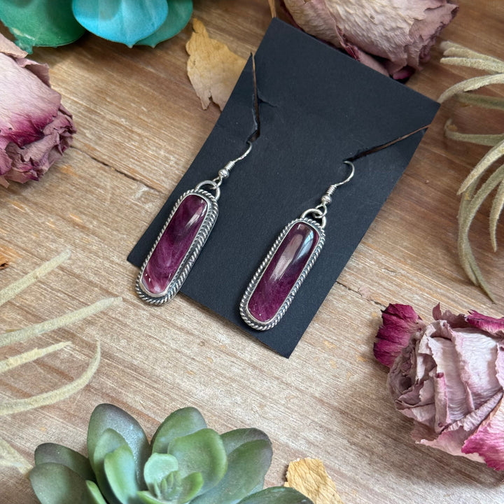 Sterling Silver Purple Spiny Oyster Dangle Earrings – Handmade by Artist Jason Ogg Earrings Shopify Collective The Bijoux FAB Jewelry The Bijoux FAB Jewelry
