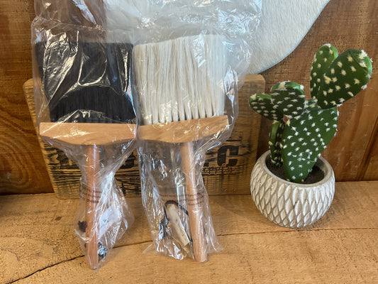 M&F Western Black/Tan Crown Brush - 0104401/0104406