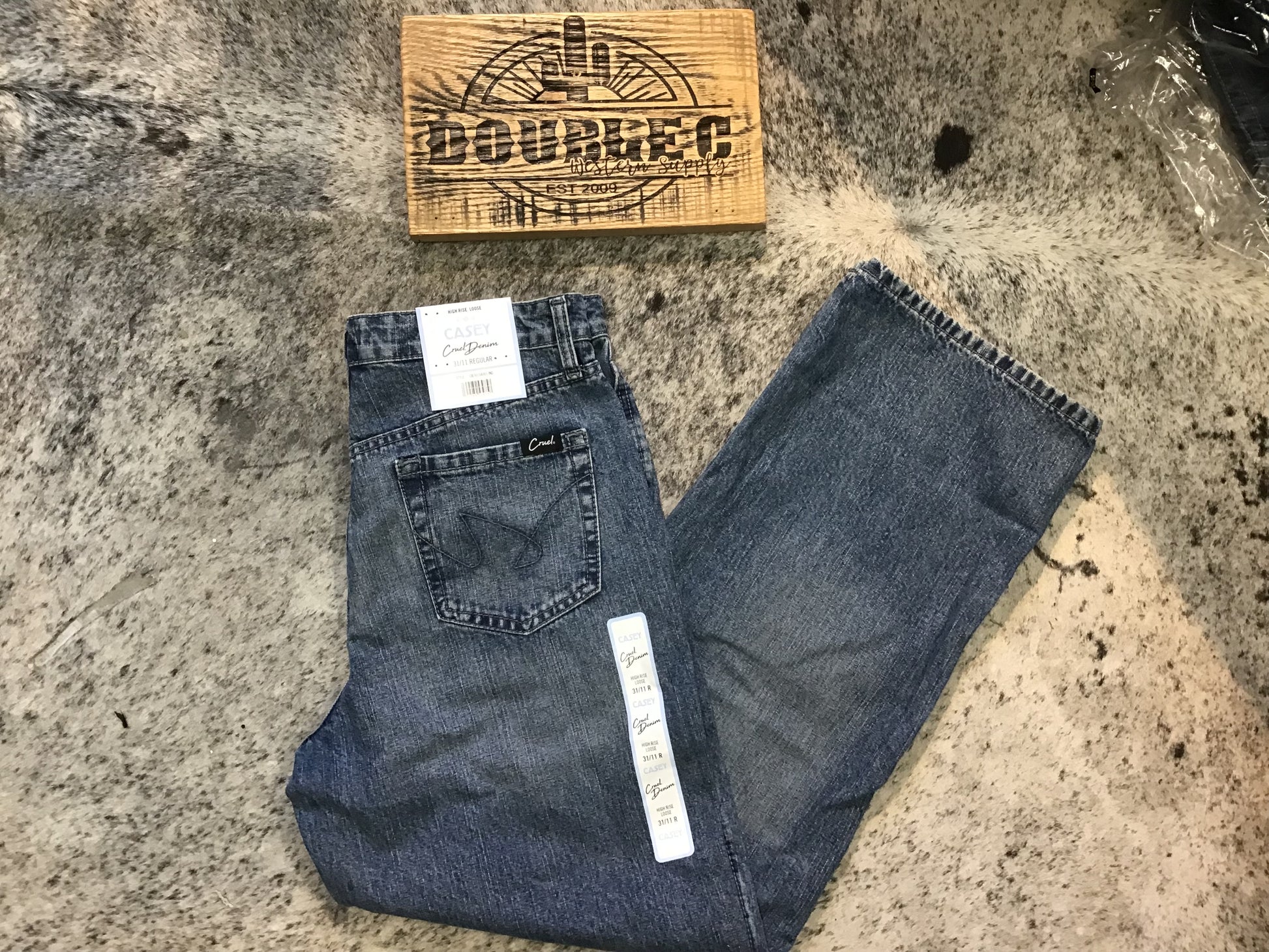 Casey Medium Stone Cruel Denim Jeans CB76154001 Jeans Cinch