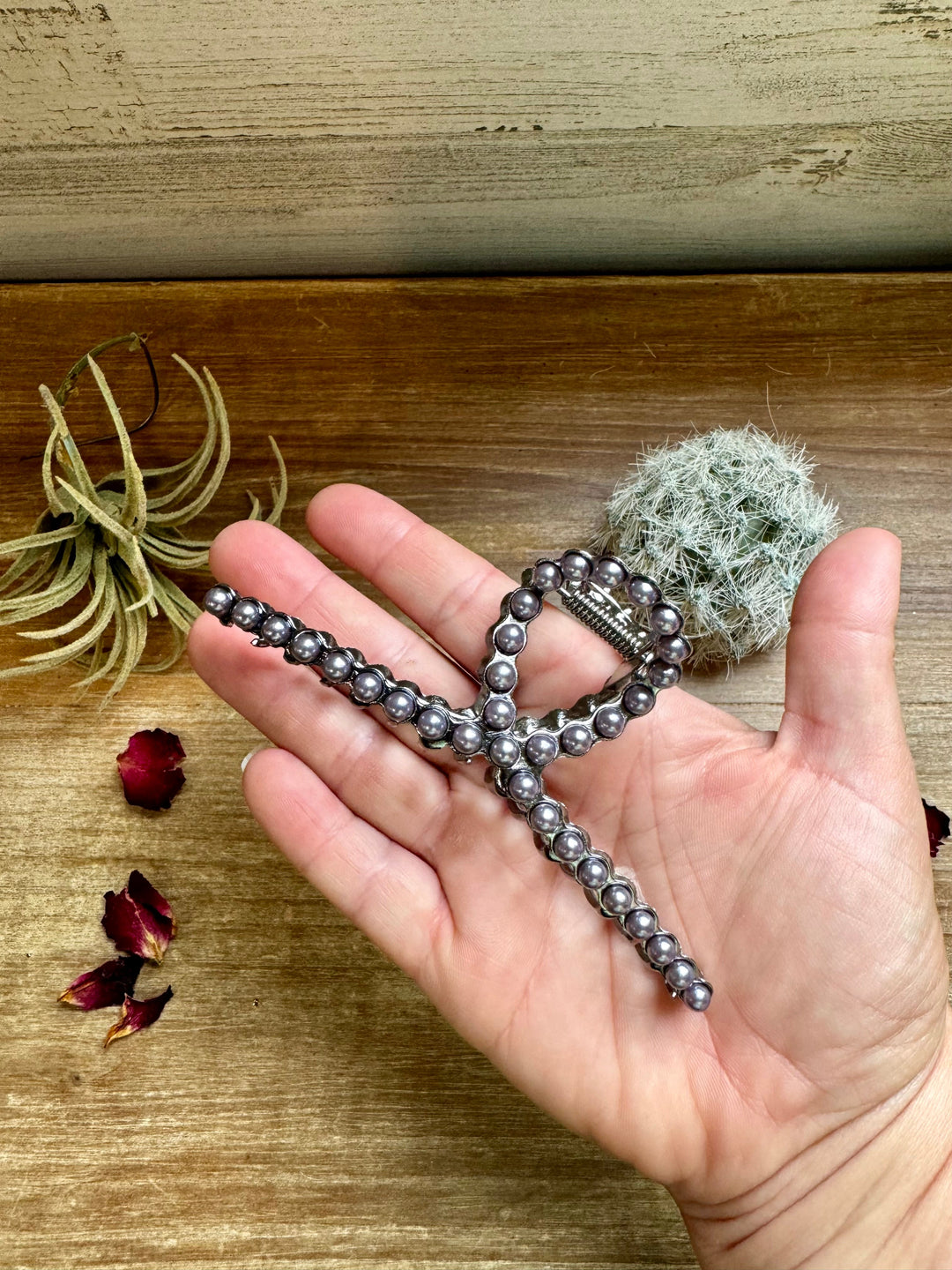 Pearls hair clips hair clip Shopify Collective The Bijoux FAB Jewelry The Bijoux FAB Jewelry