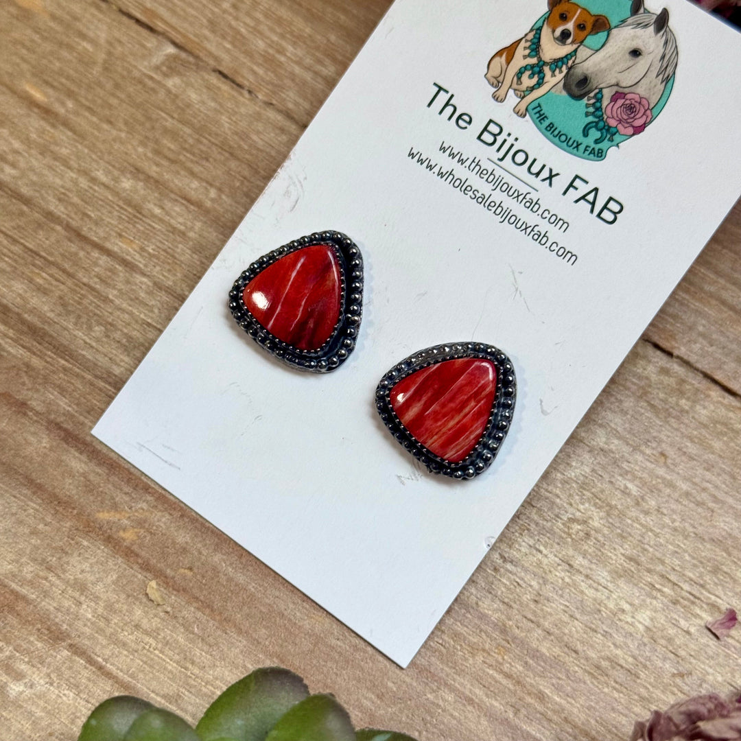MJ Ring - Red Spiny Oyster Stud Earrings – Sterling Silver Earrings Shopify Collective The Bijoux FAB Jewelry The Bijoux FAB Jewelry