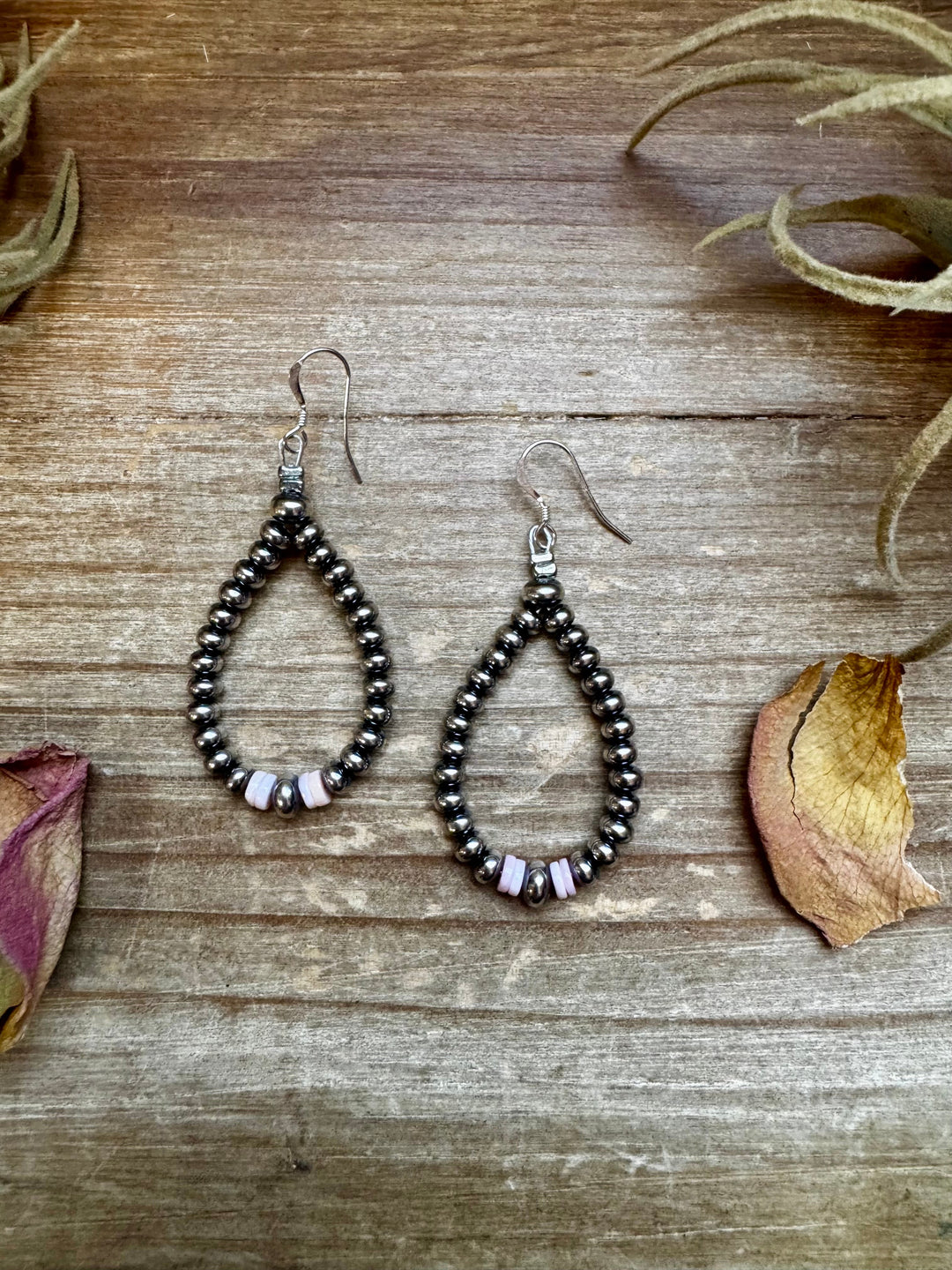 Smaller Sterling saucer Silver Pearls earrings teardrop - With Pink Conch Earrings Shopify Collective The Bijoux FAB Jewelry The Bijoux FAB Jewelry