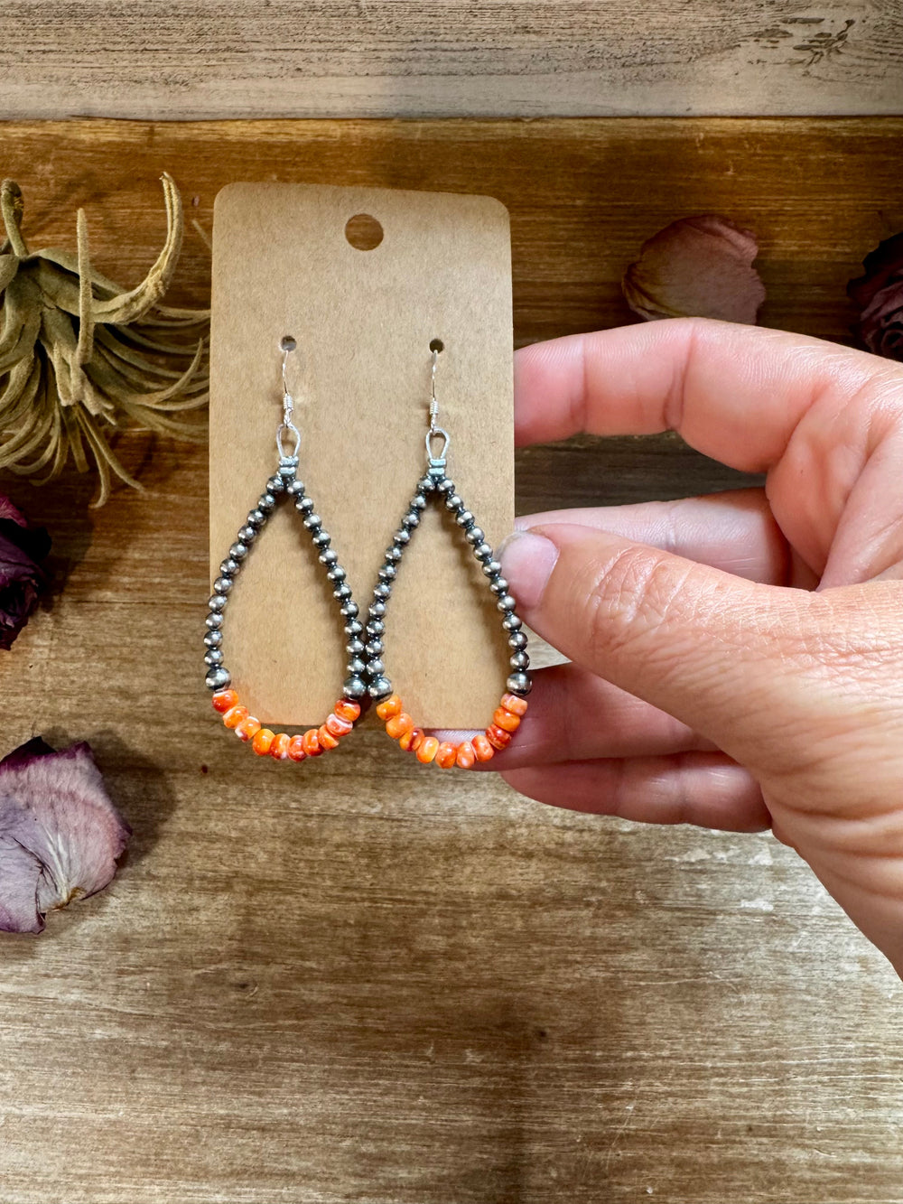 Orange Spiny Oyster Earrings – Sterling Silver Pearls Earrings Shopify Collective The Bijoux FAB Jewelry The Bijoux FAB Jewelry