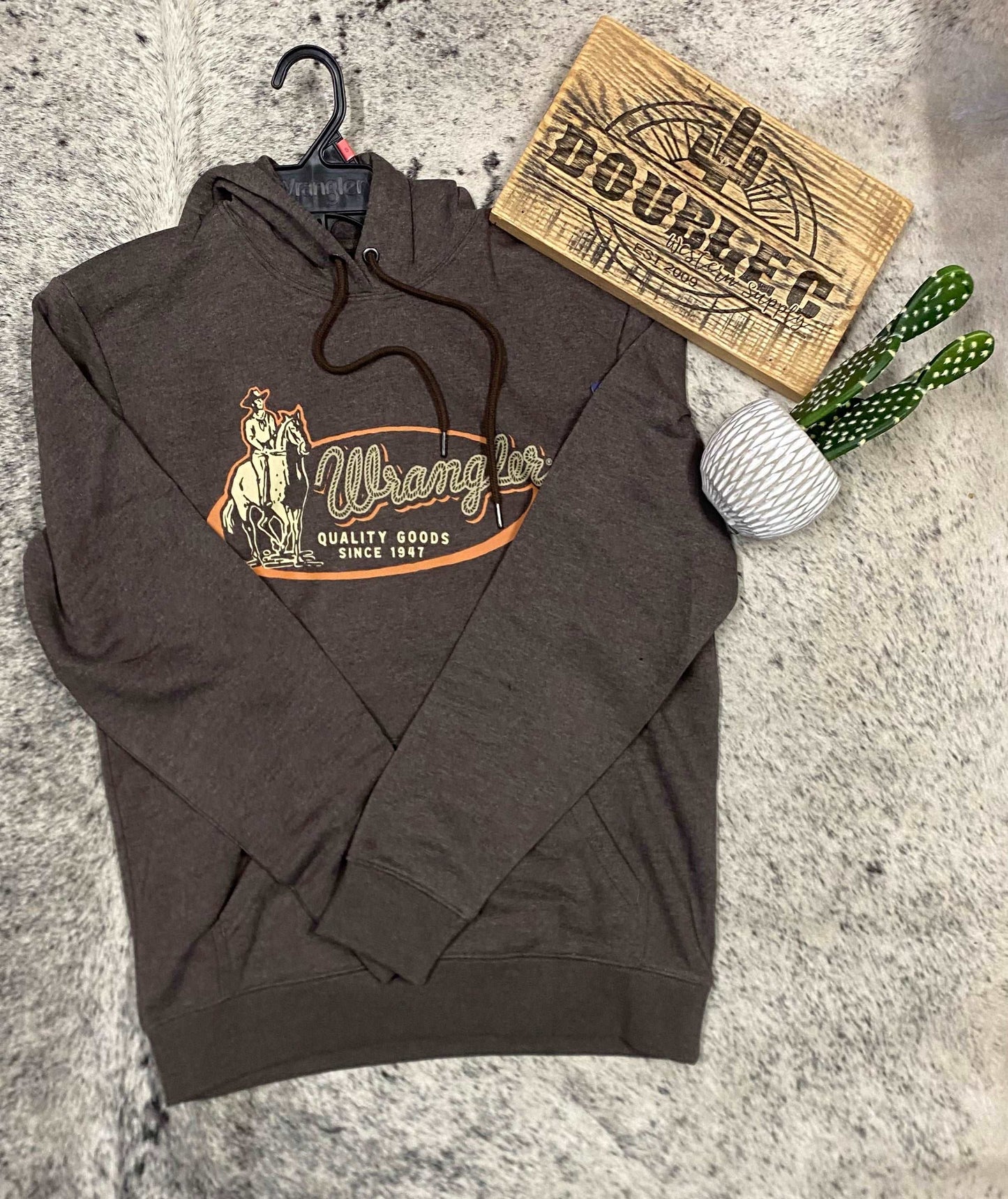 Men's Wrangler Cowboy Graphic Pullover Hoodie in Chocolate Torte Men's Clothing Wrangler WRANGLER