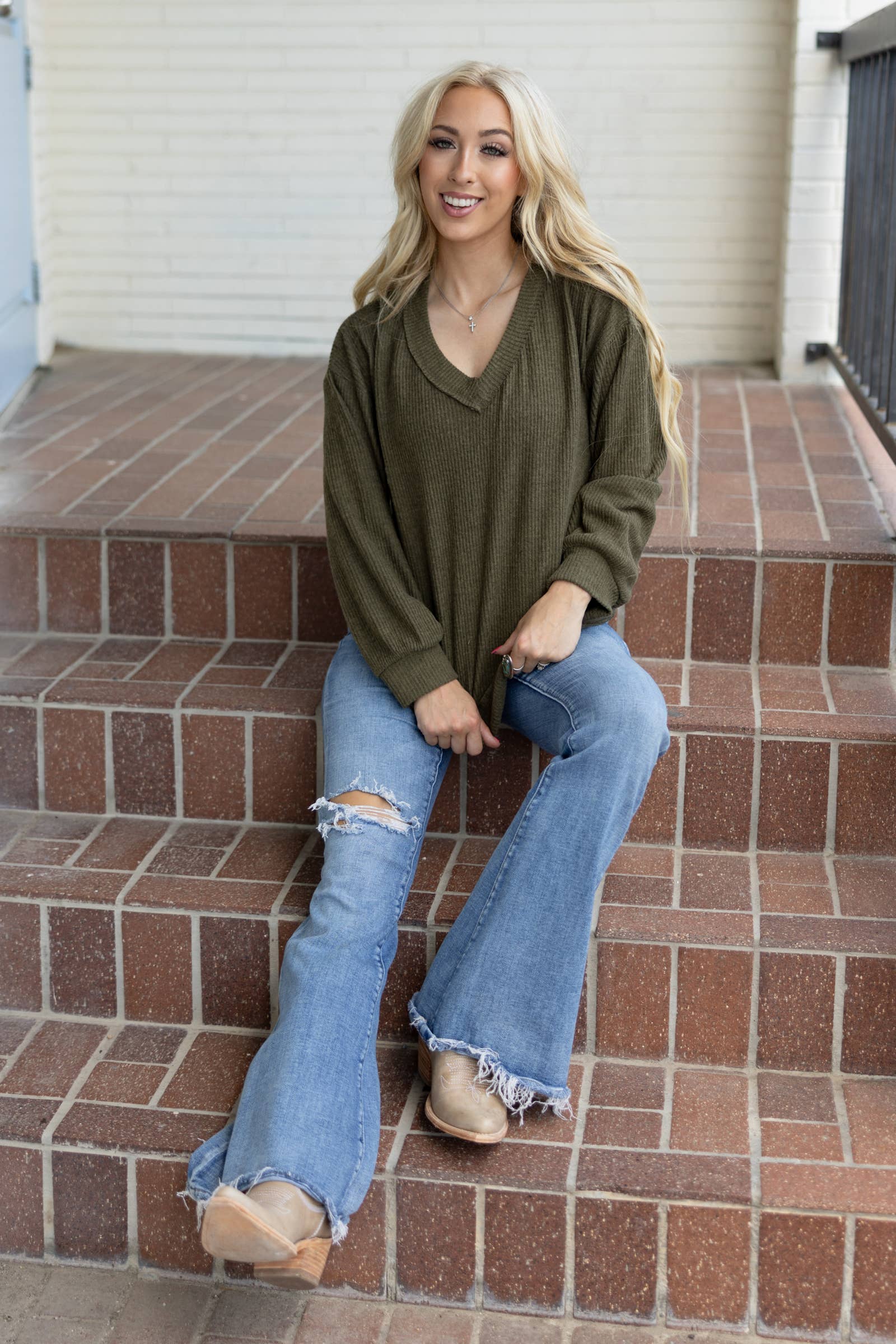 V Neck Tunic Top MHS44 Olive Andrée by Unit