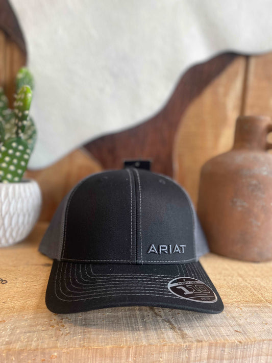 ARIAT MEN'S TEXT OFFSET BLACK MESH BALL CAP caps M & F