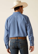 Load image into Gallery viewer, Ariat Wrinkle Free Solid Pinpoint Oxford Classic Fit Shirt
