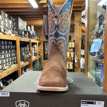 Load image into Gallery viewer, Mens Ariat Brushrider. 10046853
