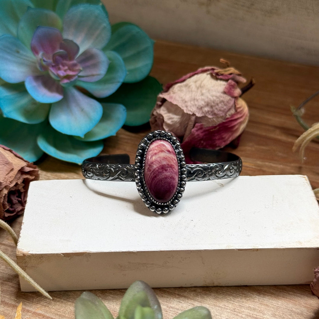 Show moreShow lessMJ Purple Spiny Cuff – Sterling Silver cuff Shopify Collective The Bijoux FAB Jewelry The Bijoux FAB Jewelry