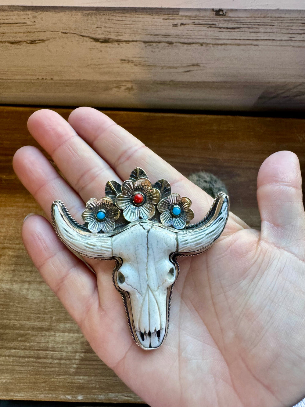 Big Antler longhorn with turquoise pendant with color flowers Pendant Shopify Collective The Bijoux FAB Jewelry The Bijoux FAB Jewelry