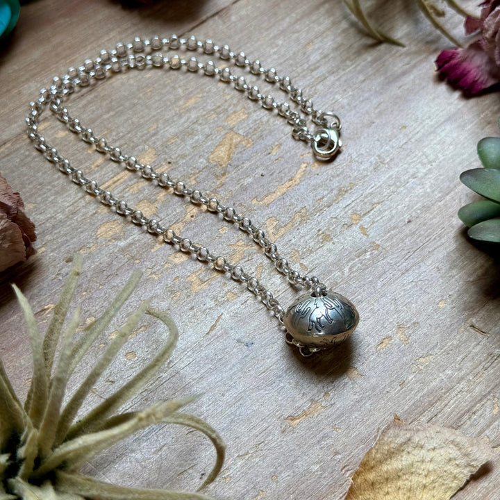 89 - Sterling Silver Desert Wolf Single Ponca Pearl Necklace by Jason Ogg Necklaces Shopify Collective The Bijoux FAB Jewelry The Bijoux FAB Jewelry