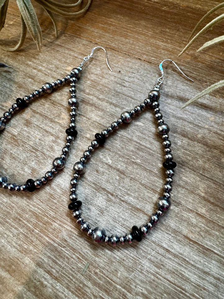 Sterling Silver Pearl & Black Onyx Teardrop Earrings Earrings Shopify Collective The Bijoux FAB Jewelry The Bijoux FAB Jewelry