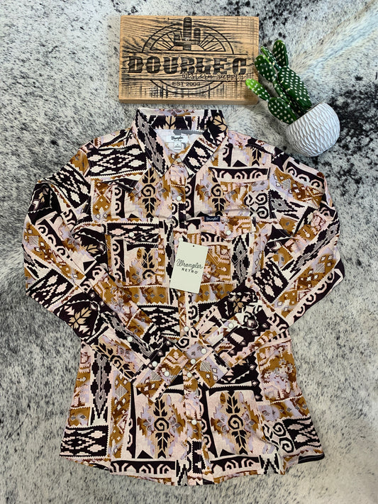 WOMEN'S GEO PRINT WESTERN SNAP SHIRT IN PATCHY Shirts & Tops Wrangler