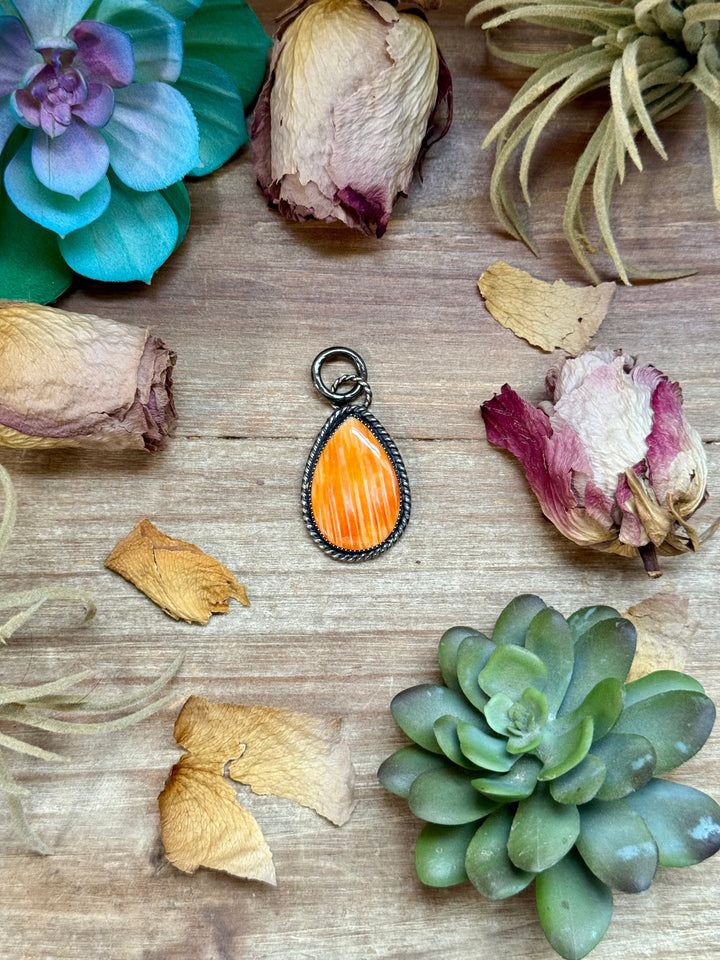 MJ Orange Spiny Oyster Sterling Silver Pendant – Teardrop Pendant Shopify Collective The Bijoux FAB Jewelry The Bijoux FAB Jewelry