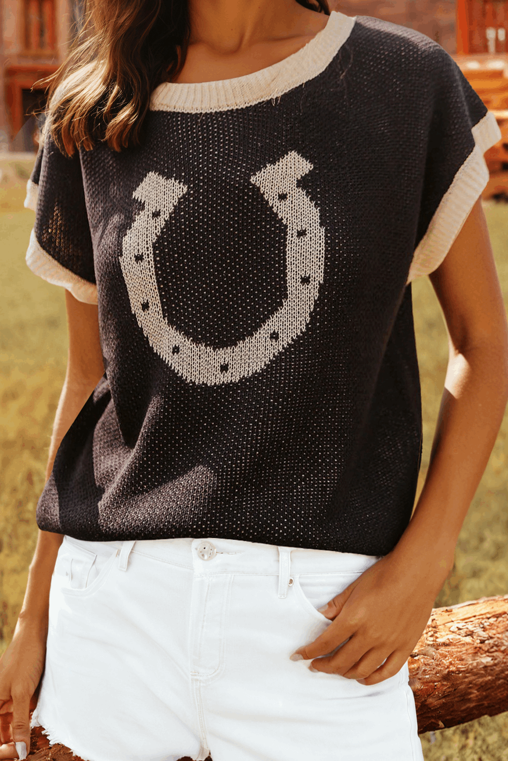 Western Horse Shoe Contrast Trim Short Sleeve Sweater Sweater Black Women's fashionworks