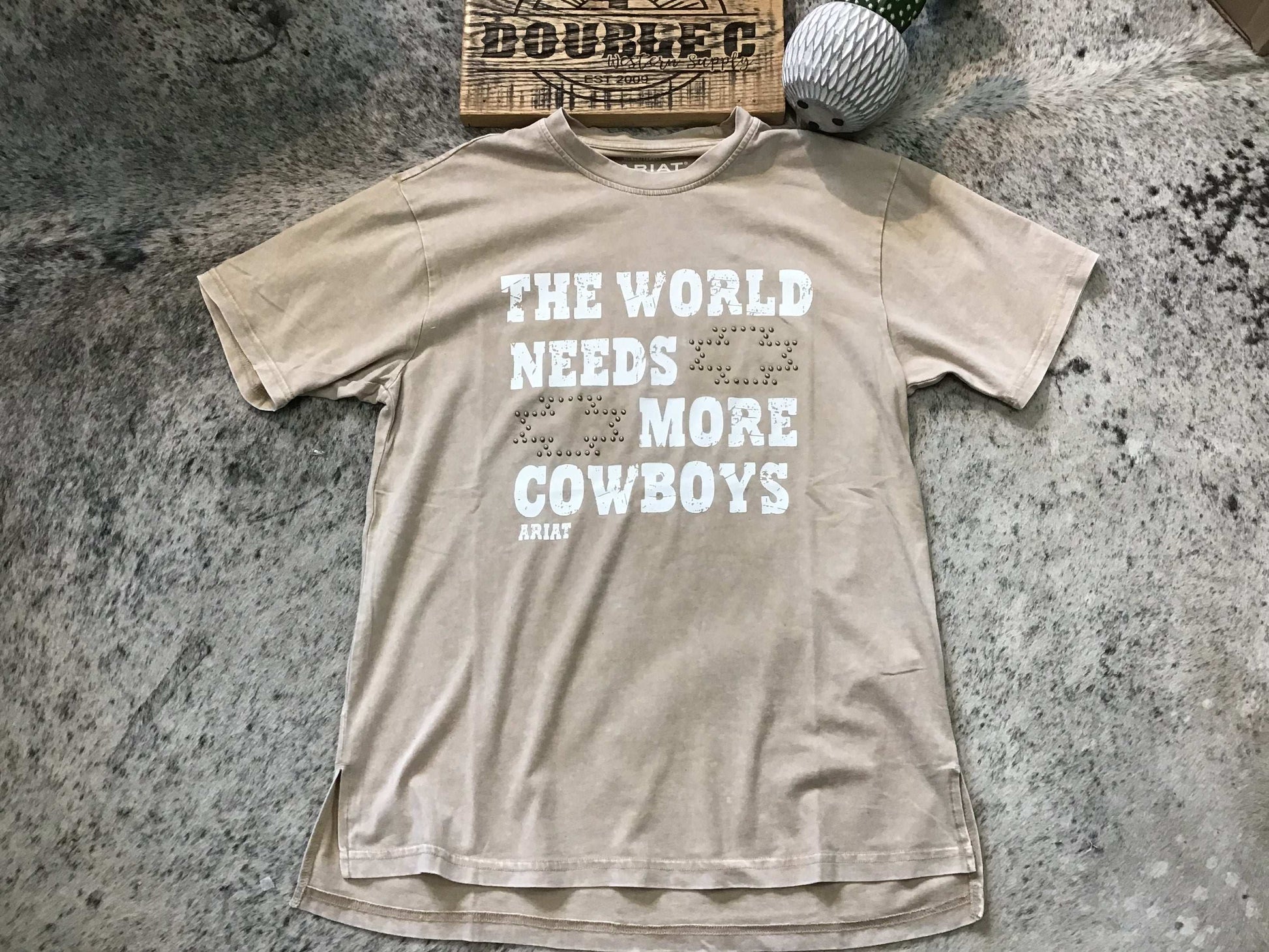 Ariat WMS More Cowboys T-Shirt WHITE PEPPER T Shirt Women's Ariat